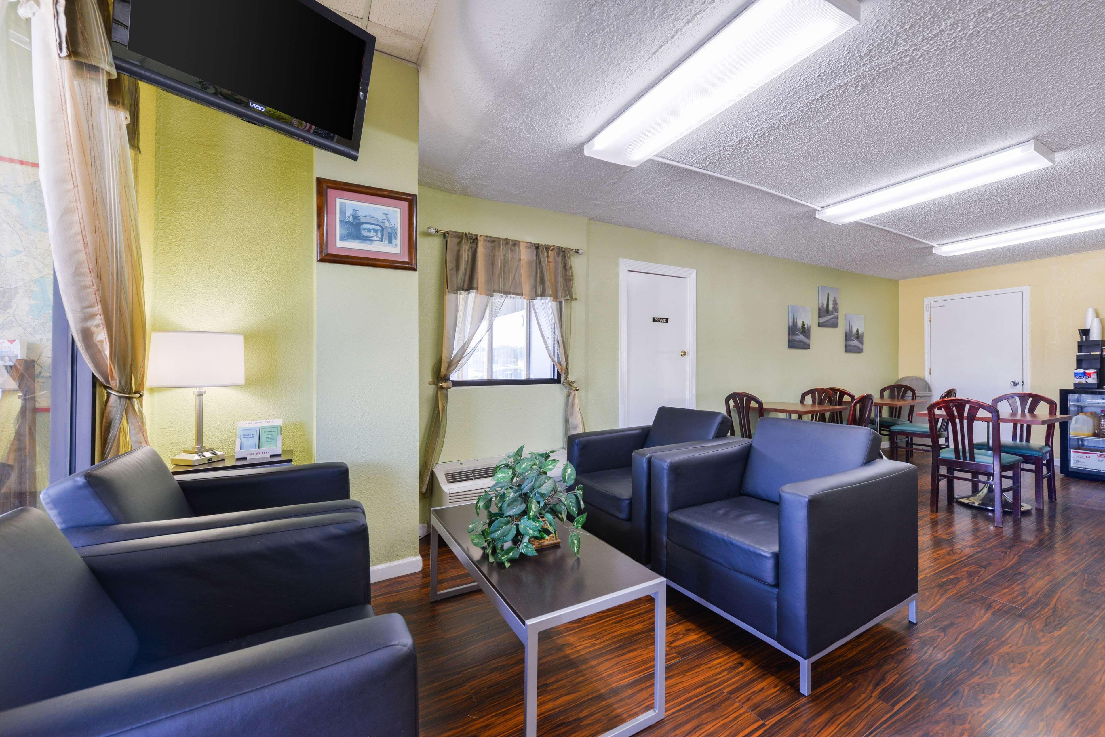 Americas Best Value Inn-Nashville/Airport South Екстер'єр фото