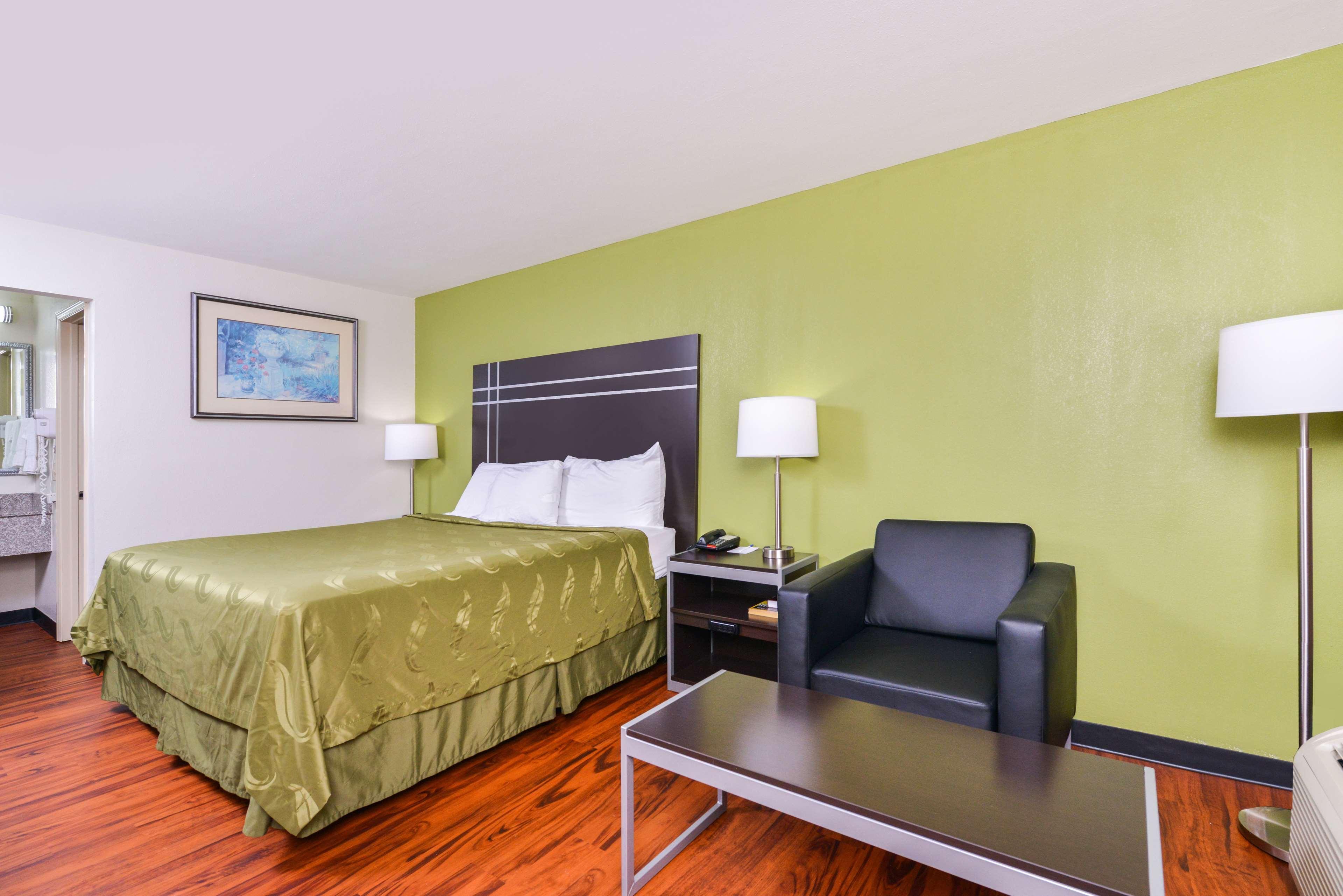 Americas Best Value Inn-Nashville/Airport South Екстер'єр фото